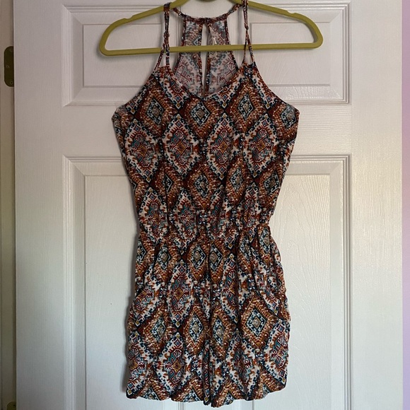 Multicolor Romper - Picture 2 of 6